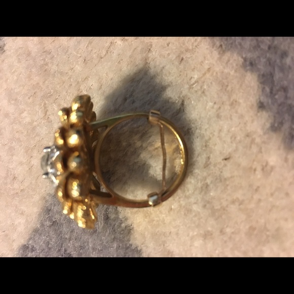 J.Crew Flower Cocktail Ring - Picture 3 of 3