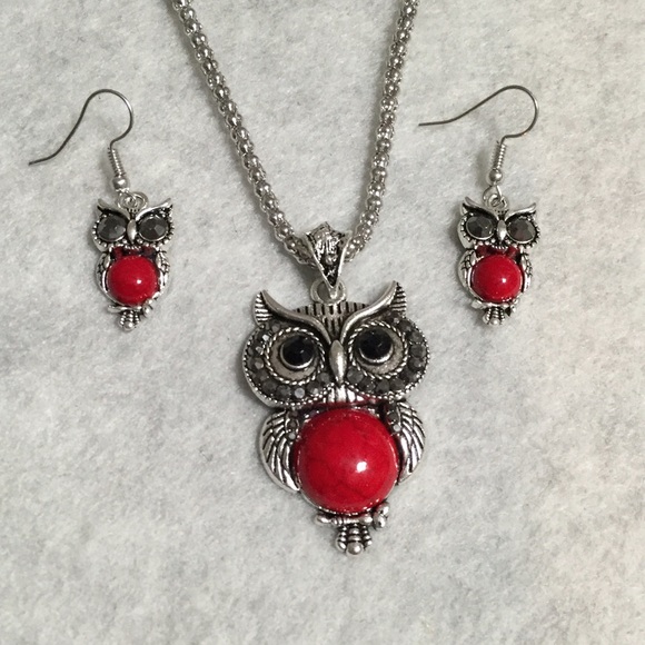 Owl Pendant Necklace and Earring Set