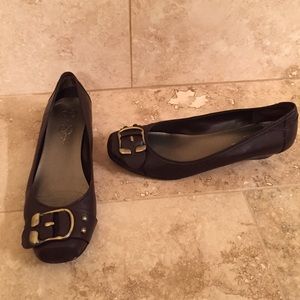 Jessica Simpson flat with wedge heel