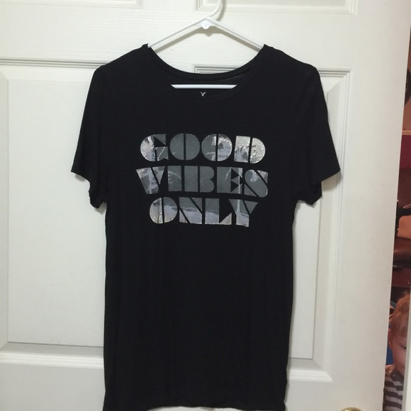 Graphic tee