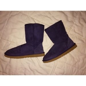 Final price drop! Navy blue Ugg boots