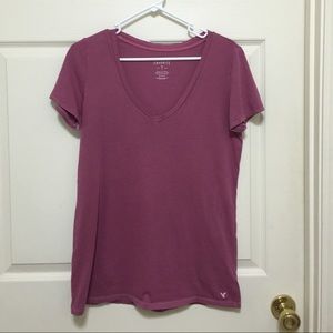 V-neck tee