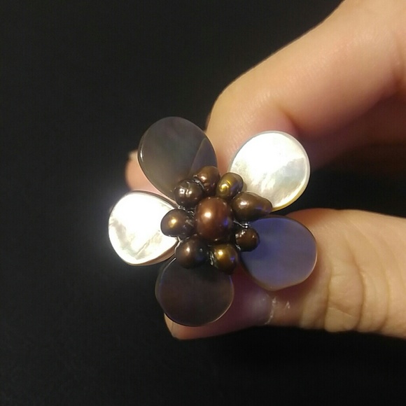 Hand Made Shell / Bead Ring - Picture 2 of 4