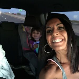 Meet your Posher, Jennifer