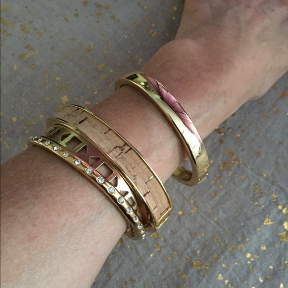 Gold bangle set - Picture 2 of 2