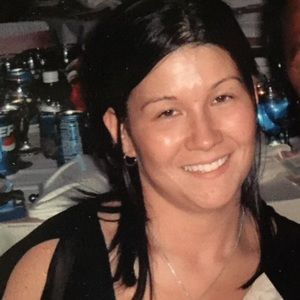 Meet your Posher, Claudia