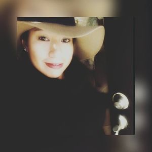 Meet your Posher, Brenda