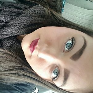 Meet your Posher, Shelby