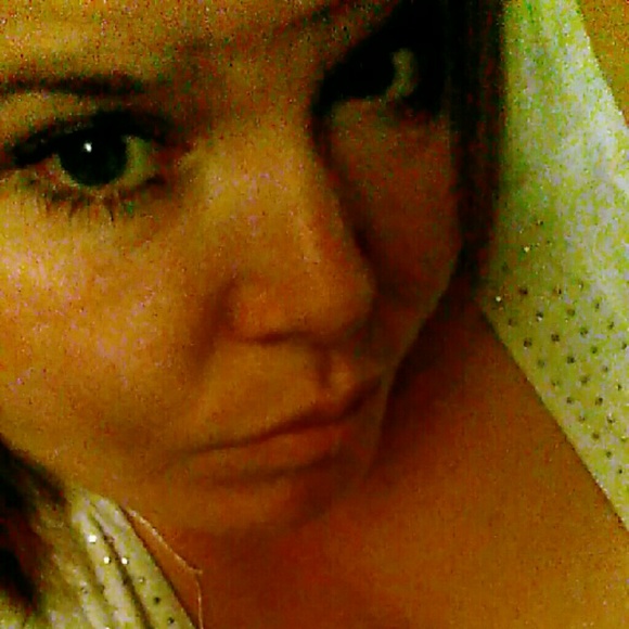 Meet your Posher, Cassidy - Picture 1 of 1