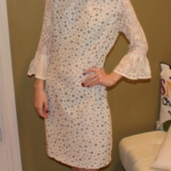 NWT: Esley Lace cream and black dress. - Picture 2 of 4