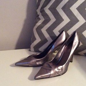 Nine West Silver Pumps Size 9