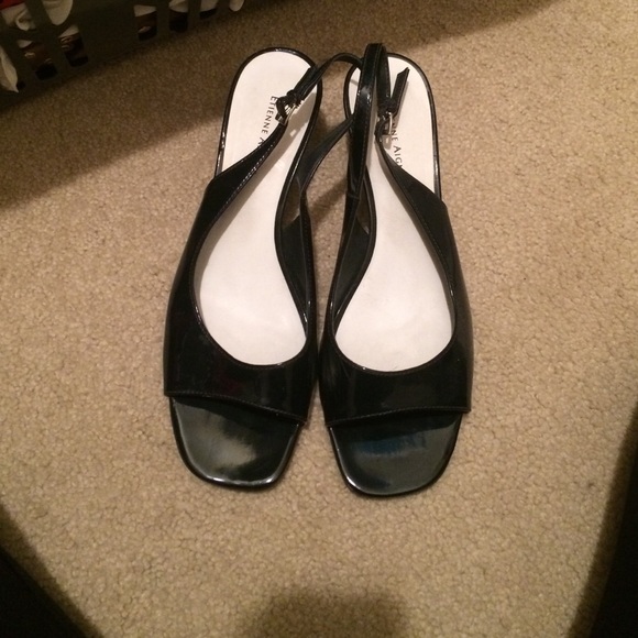 Low Black Wedges