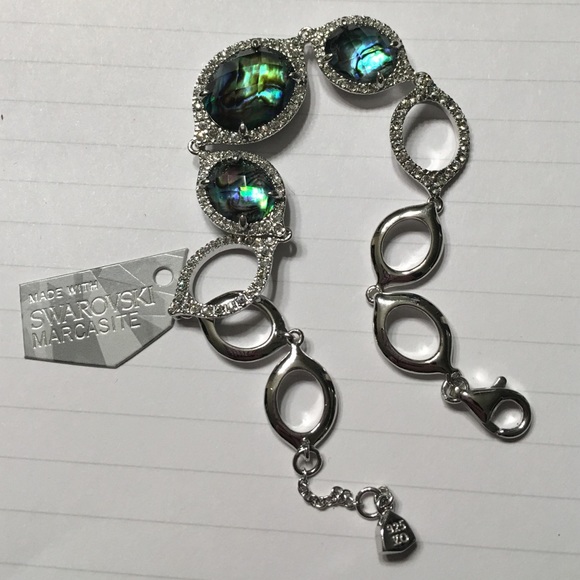 Crystal and shell bracelet