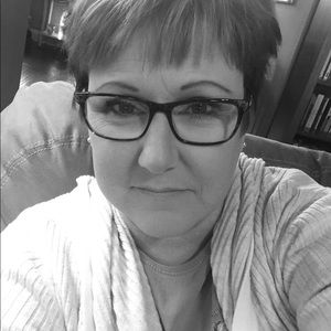 Meet your Posher, Lana