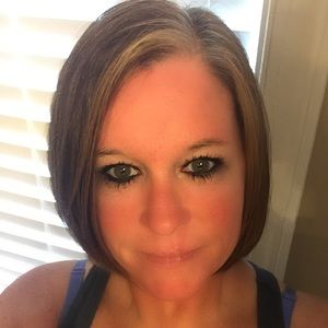 Meet your Posher, Leah