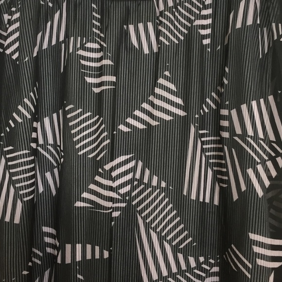 Volcom High-Low Dress - Picture 2 of 2