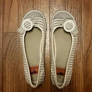 Rocket Dog slip on tennis shoe flats