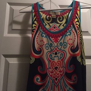 Flying tomato sleeveless shirt