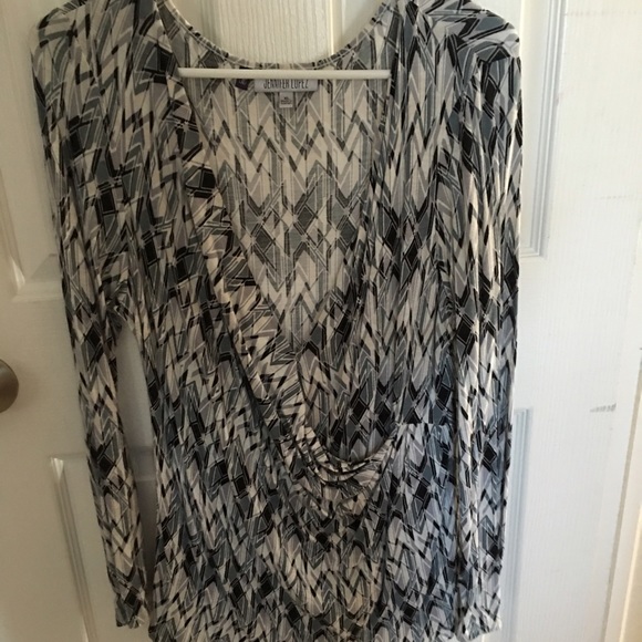 Jennifer Lopez wrap shirt