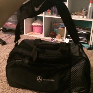 duffle bag. price just dropped 20 bucks!!