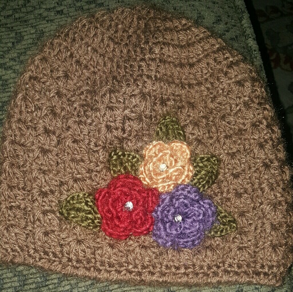 PRICE DROP! WOMANS HAT