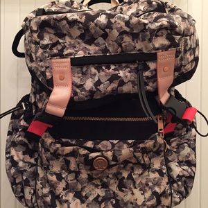 Lululemon Yogini Backpack with detachable purse