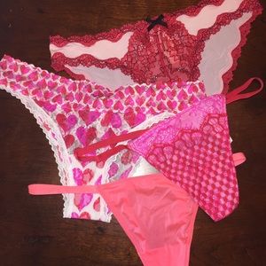 4 Pairs Victoria Secret Valentine Set
