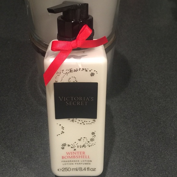 Victoria's Secret Winter Bombshell Lotion