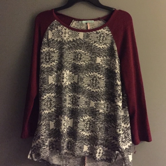 Tribal pattern long sleeve