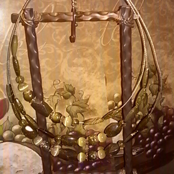 3 Row Statement Necklace - Picture 3 of 3