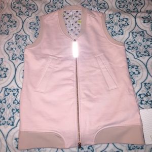 lululemon departure vest