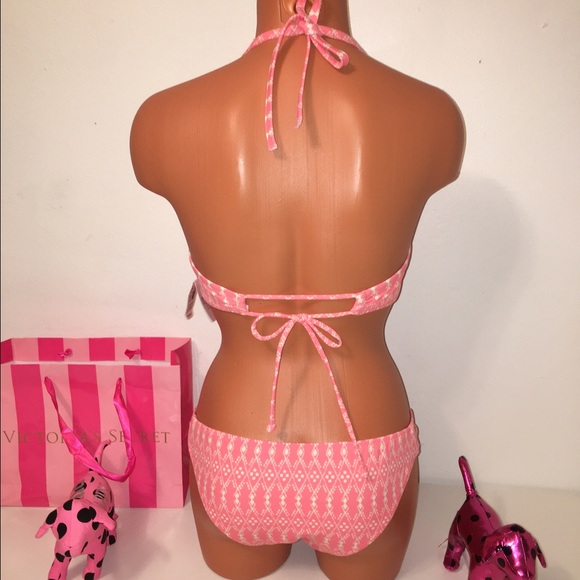 🚫SOLD🚫NEW VS  HALTER PUSH UP TOP/STRAPPY BOTTOM - Picture 4 of 4