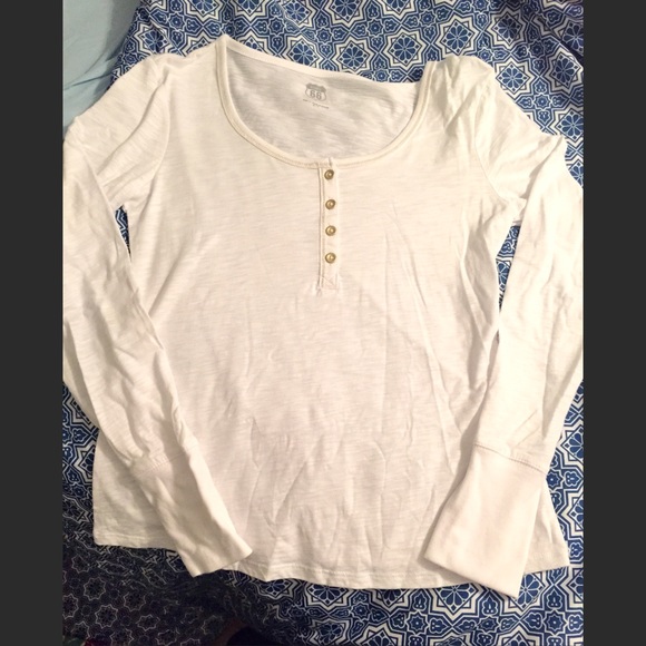 White longsleeve
