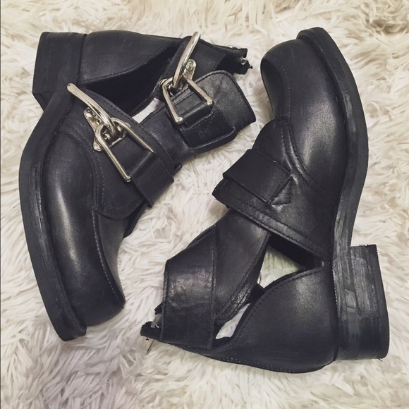 Jeffrey Campbell Shoes - Jeffrey Campbell Roscoe