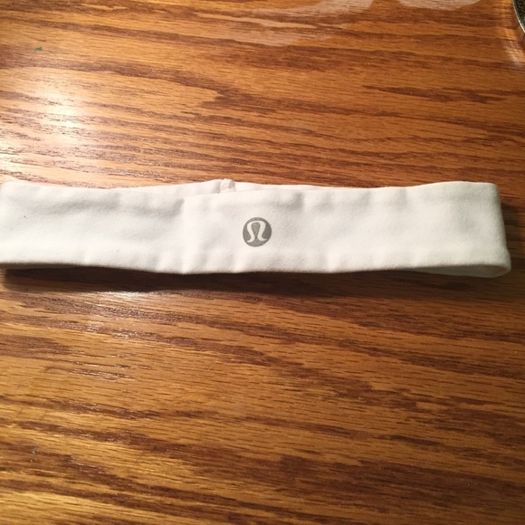 White lululemon athletica headband