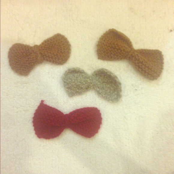 HANDMADE hair bows 🎀