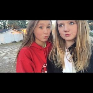 Meet your Posher, Abbey