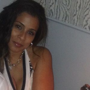 Meet your Posher, Farrah