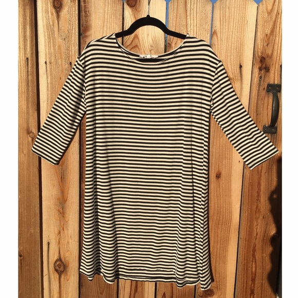 Striped knit dress - Picture 1 of 2