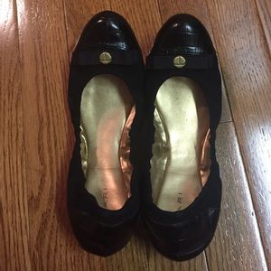 Tahari black flats