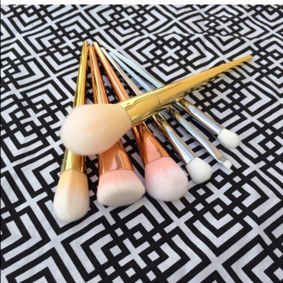 ❤️Shine Metallic Brushes (7pcs) Set❤️