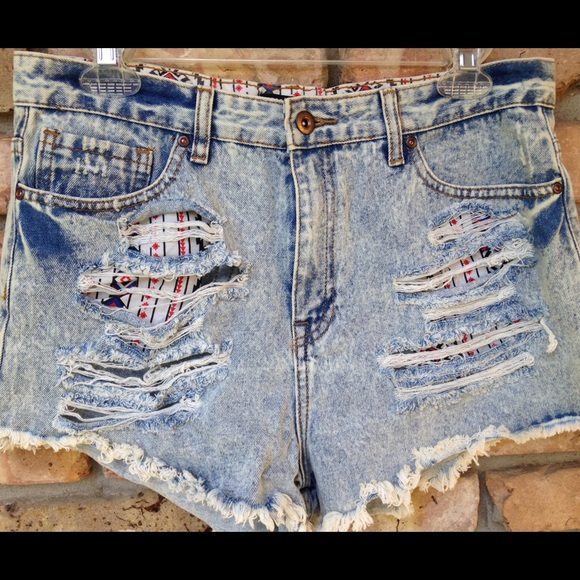 Forever 21 Acid Wash Ripped Cut Off Denim Shorts