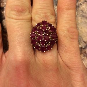 Beautiful 10k ruby ring!!