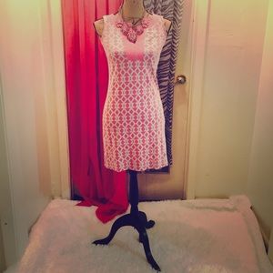 Mini pink with white dress😍 New York company