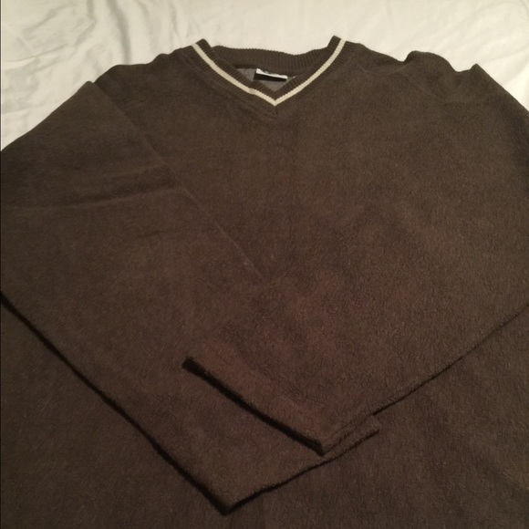 Men's sweater