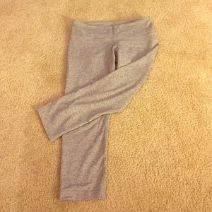 Grey Lululemon yoga crops