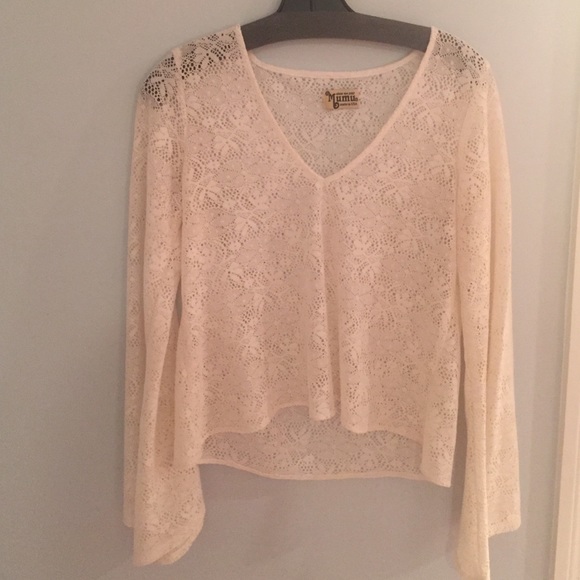 Women's bell sleeved top - Picture 1 of 2