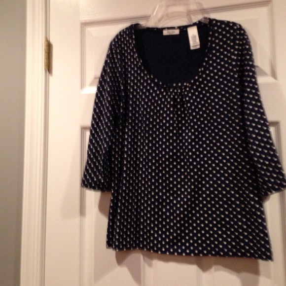 Classic polka dot top