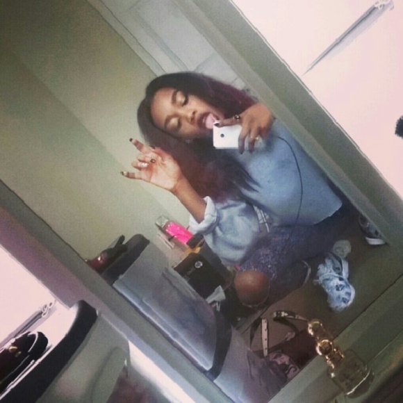 Meet your Posher, Amara - Picture 1 of 1