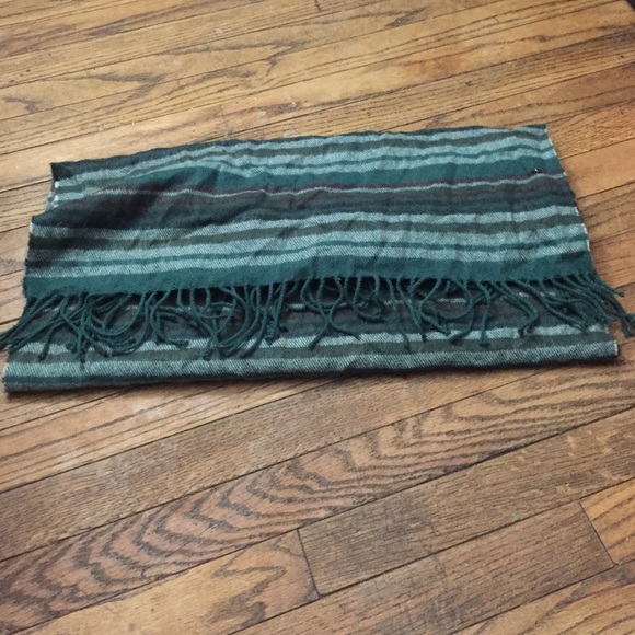 Scarf - Picture 2 of 3